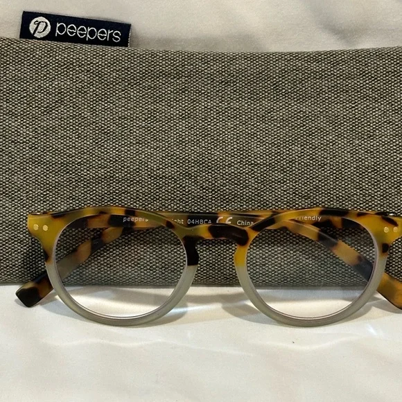 Peepers Tortoise Shell Women's Glasses - Picture 4 of 4